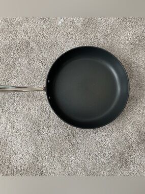 All-Clad Non Stick Anodized Essential Fry Pan Skillet 12”